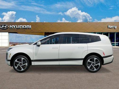 Snow White Pearl 2026 Hyundai IONIQ 9 PERFORMANCE CALLIGRAPHY
