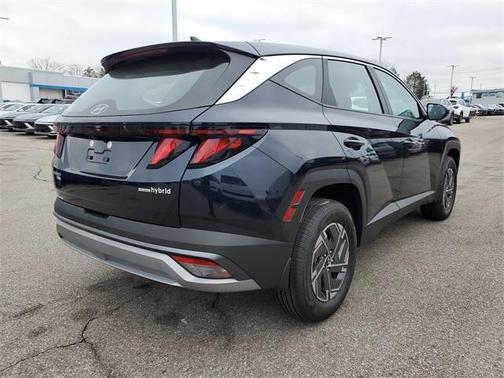 2026 Hyundai TUCSON Hybrid Blue SE
