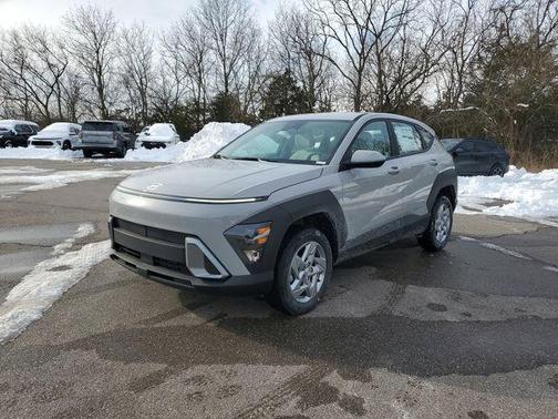 Cyber Gray Metallic 2026 Hyundai KONA SE