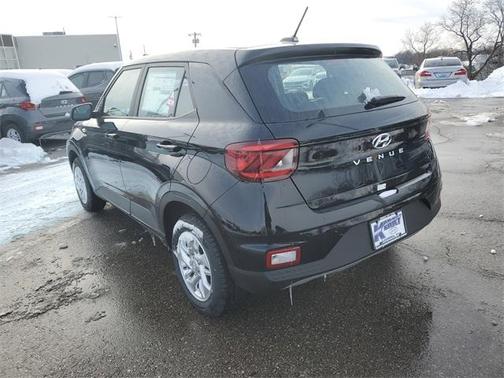 2026 Hyundai VENUE SE