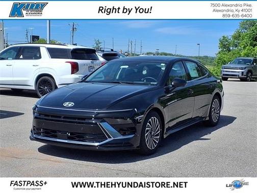 2025 Hyundai SONATA Hybrid Limited