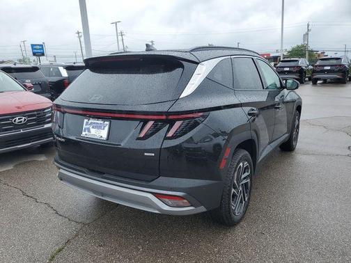 Phantom Black 2026 Hyundai TUCSON Limited
