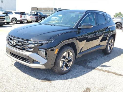 Phantom Black 2026 Hyundai TUCSON SEL Premium