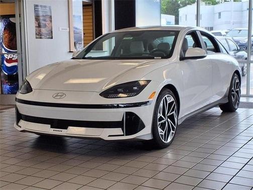 2025 Hyundai IONIQ 6 SEL