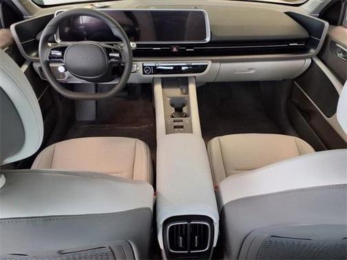 2025 Hyundai IONIQ 6 SEL