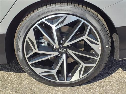 2024 Hyundai IONIQ 6 SEL