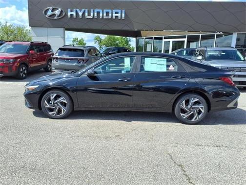2025 Hyundai ELANTRA HEV SEL Sport