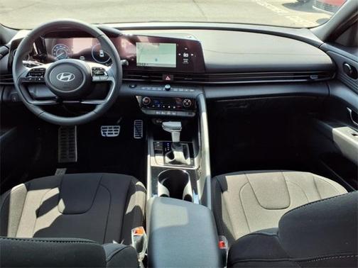 2025 Hyundai ELANTRA HEV SEL Sport