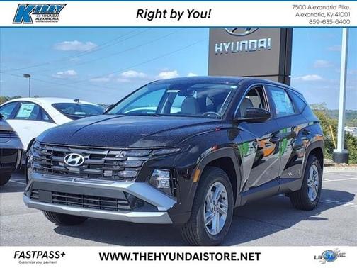 2025 Hyundai TUCSON SE