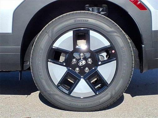 Shimmering Silver 2026 Hyundai SANTA FE HEV SE