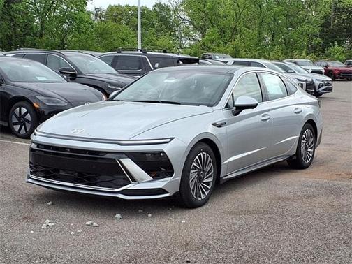2025 Hyundai SONATA Hybrid Limited