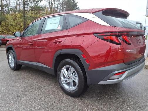 2026 Hyundai TUCSON SE