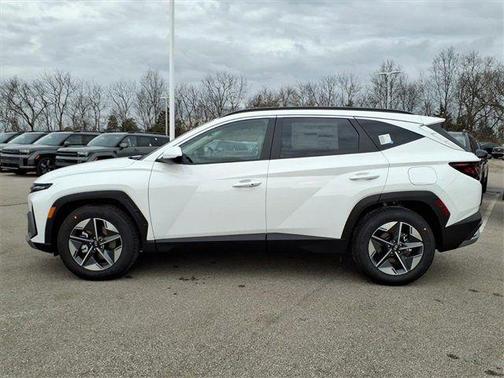 White Pearl 2026 Hyundai TUCSON SEL