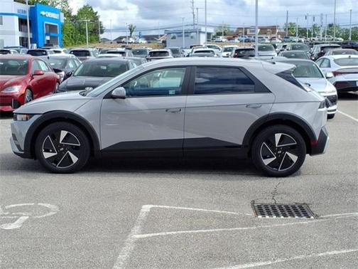 2025 Hyundai IONIQ 5 SE Standard Range