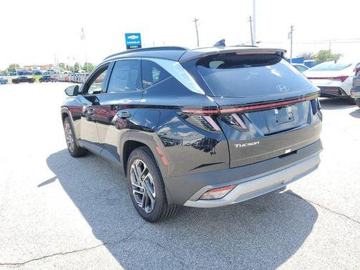 Ash Black 2026 Hyundai TUCSON Hybrid Limited