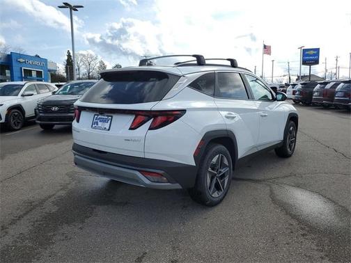 2026 Hyundai TUCSON Hybrid SEL