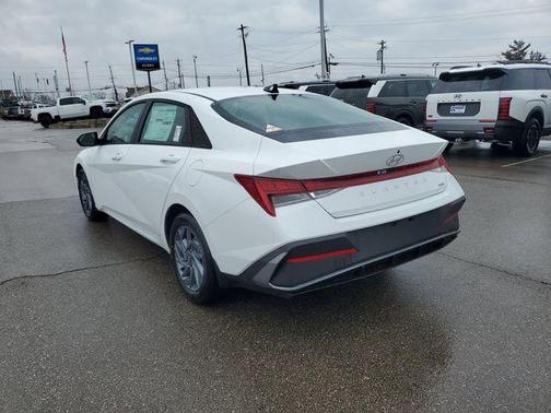 2026 Hyundai ELANTRA HEV Blue