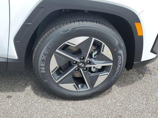 Pearl 2026 Hyundai TUCSON Hybrid SEL