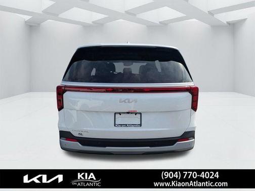 Snow White Pearl 2026 Kia Carnival LXS