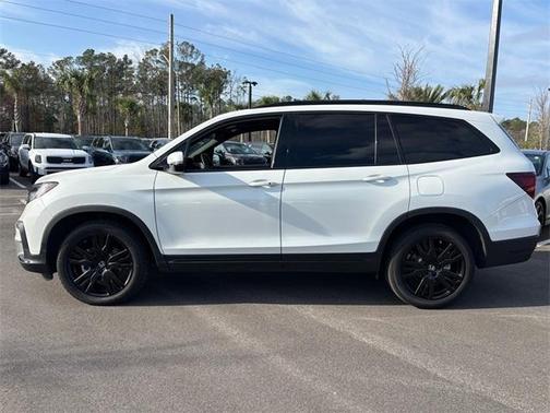 2022 Honda Pilot Black Edition