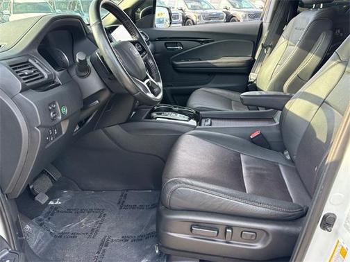 2022 Honda Pilot Black Edition