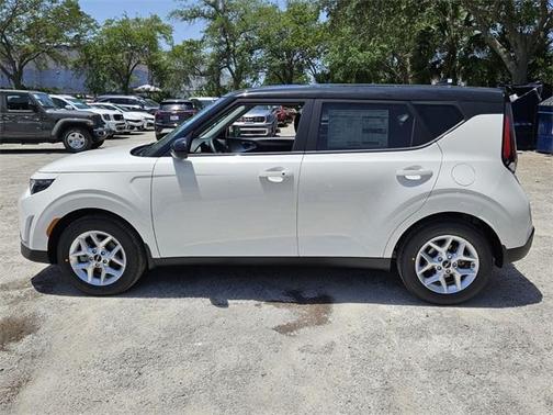 2025 Kia Soul S