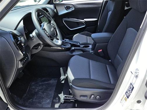 2025 Kia Soul S