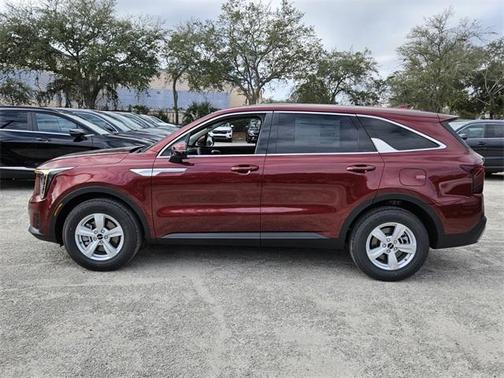 2025 Kia Sorento LX