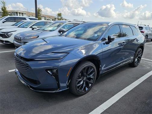 2025 Toyota Crown Signia LIMITED