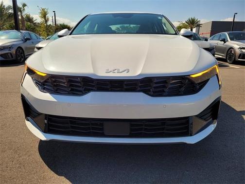 2025 Kia K5 LXS
