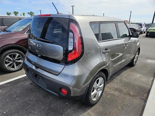 2018 Kia Soul Base