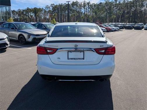 2017 Nissan Maxima 3.5 SR