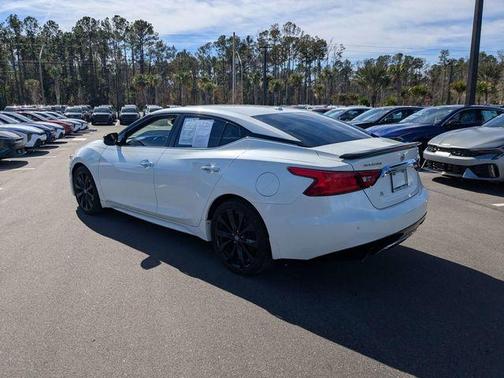 2017 Nissan Maxima 3.5 SR