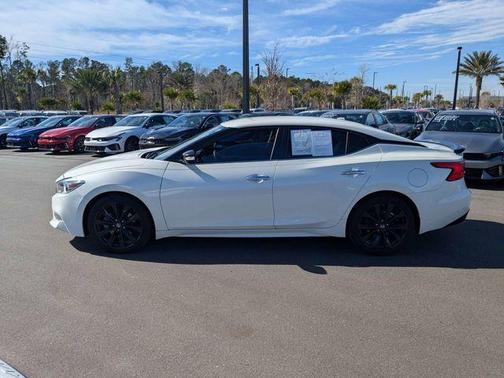 2017 Nissan Maxima 3.5 SR