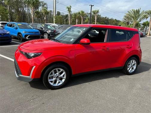 2024 Kia Soul LX