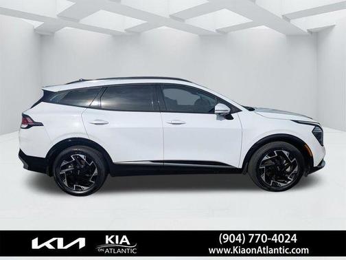 White Pearl 2023 Kia Sportage SX-Prestige