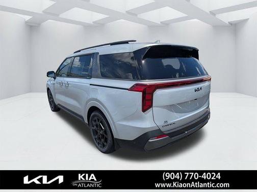 Ivory Silver 2026 Kia Carnival SX