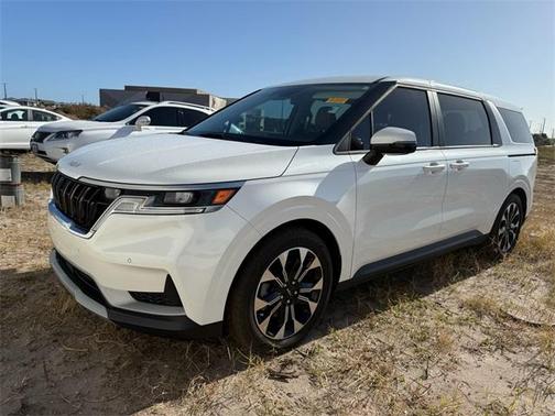 2022 Kia Carnival EX