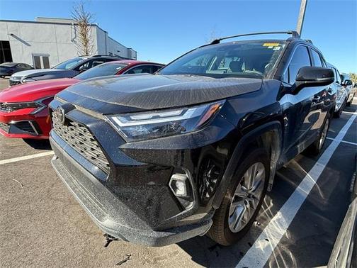 2025 Toyota RAV4 XLE Premium