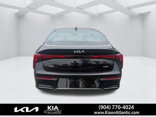 Aurora Black Pearl 2026 Kia K5 GT-Line