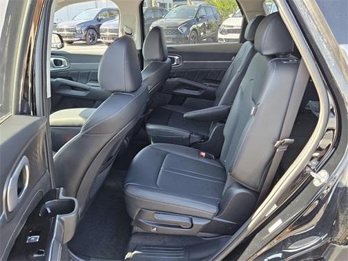 2025 Kia Sorento SX