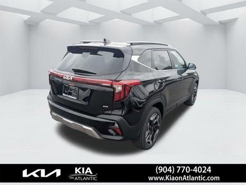 Fusion Orange 2026 Kia Seltos SX