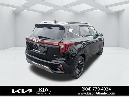 Fusion Orange 2026 Kia Seltos SX