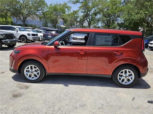 2025 Kia Soul S