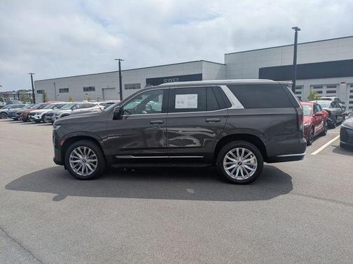 Dark Mocha Metallic 2021 Cadillac Escalade Luxury