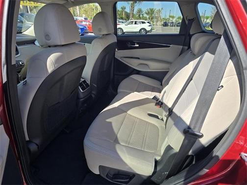 2020 Kia Sorento LX