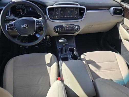 2020 Kia Sorento LX