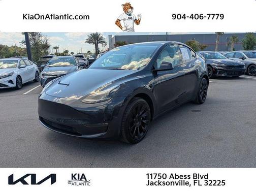 Gray 2024 Tesla Model Y Long Range