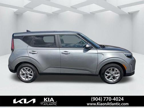 Steel Gray 2025 Kia Soul LX