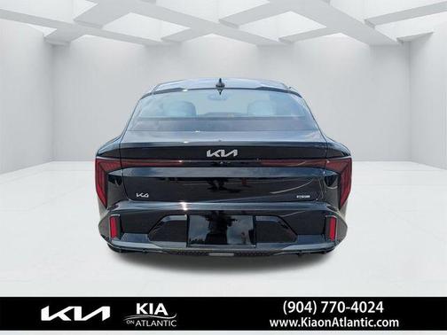 Aurora Black Pearl 2026 Kia K4 GT-LINE